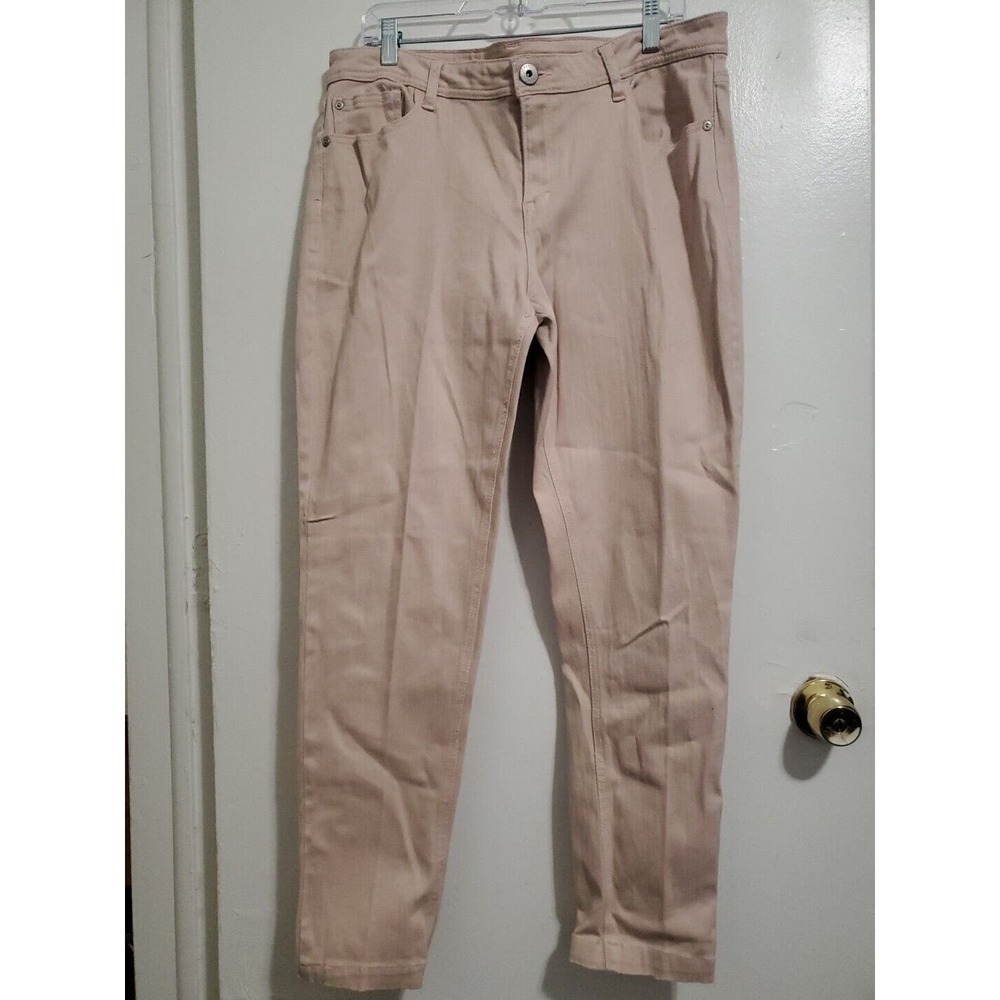 Jordache New Studio Mom Jeans Women's Size 16 HI Rise light Pink